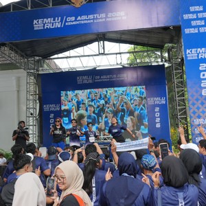 Race photo from KEMLU RUN 2026