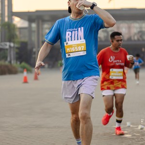 Race photo from YUK TRAVEL RUN