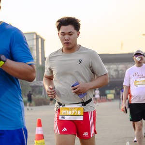 Race photo from YUK TRAVEL RUN