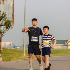 Race photo from YUK TRAVEL RUN