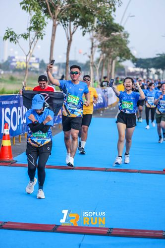 Race photo from ISOPlus Run 2024 Jakarta