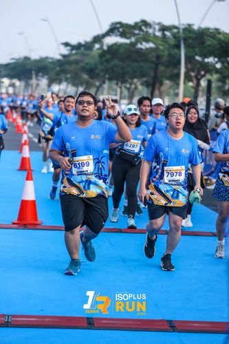 Race photo from ISOPlus Run 2024 Jakarta