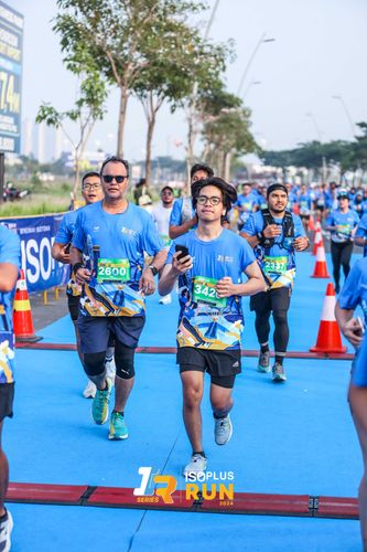 Race photo from ISOPlus Run 2024 Jakarta