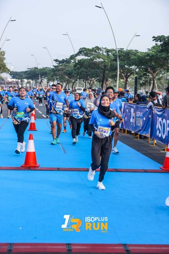 Race photo from ISOPlus Run 2024 Jakarta