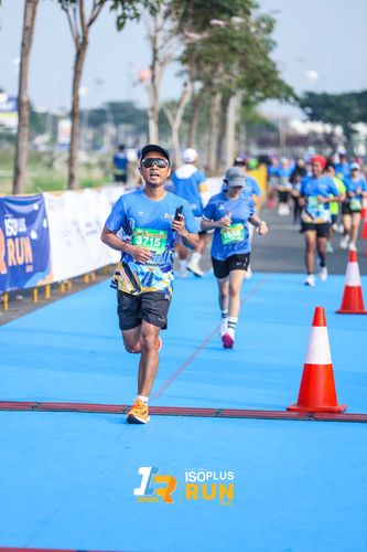 Race photo from ISOPlus Run 2024 Jakarta