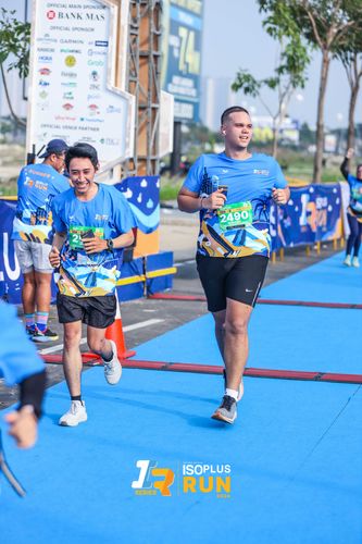 Race photo from ISOPlus Run 2024 Jakarta
