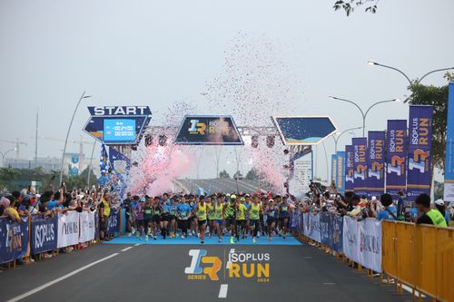 Race photo from ISOPlus Run 2024 Jakarta