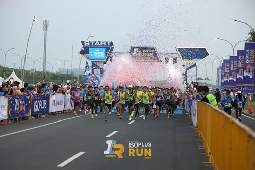 Race photo from ISOPlus Run 2024 Jakarta