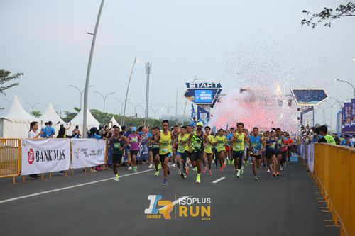 Race photo from ISOPlus Run 2024 Jakarta