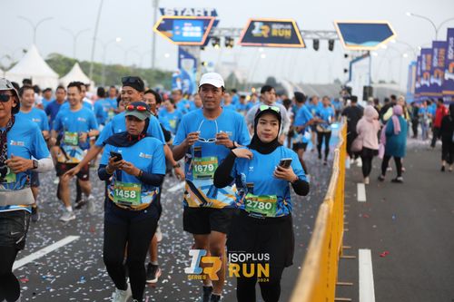Race photo from ISOPlus Run 2024 Jakarta