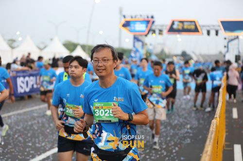 Race photo from ISOPlus Run 2024 Jakarta