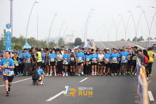 Race photo from ISOPlus Run 2024 Jakarta