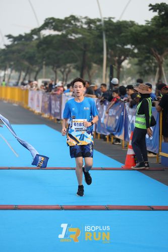 Race photo from ISOPlus Run 2024 Jakarta