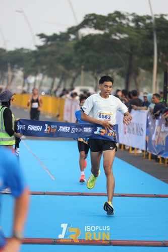 Race photo from ISOPlus Run 2024 Jakarta