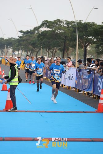Race photo from ISOPlus Run 2024 Jakarta