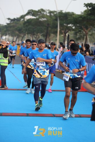Race photo from ISOPlus Run 2024 Jakarta