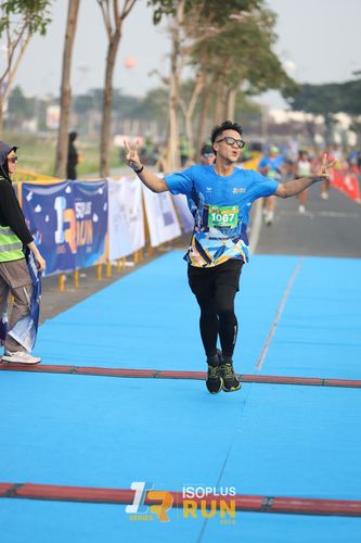 Race photo from ISOPlus Run 2024 Jakarta