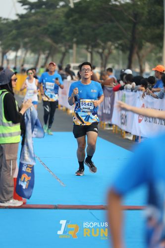 Race photo from ISOPlus Run 2024 Jakarta