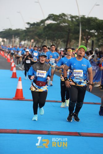 Race photo from ISOPlus Run 2024 Jakarta