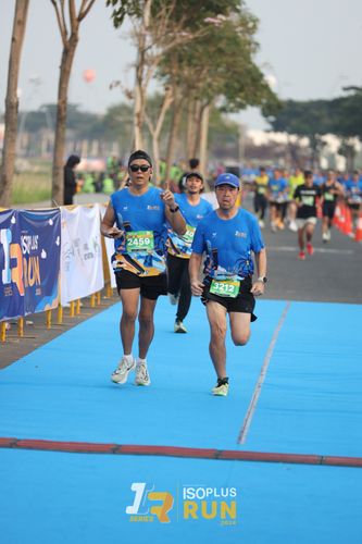 Race photo from ISOPlus Run 2024 Jakarta