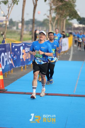 Race photo from ISOPlus Run 2024 Jakarta