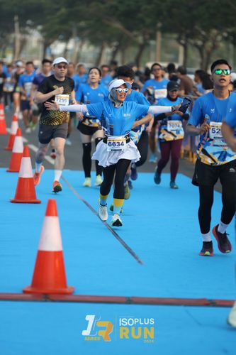 Race photo from ISOPlus Run 2024 Jakarta