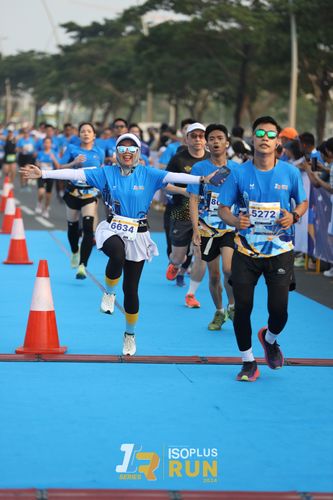 Race photo from ISOPlus Run 2024 Jakarta