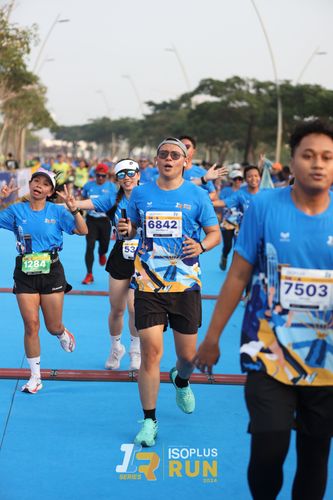 Race photo from ISOPlus Run 2024 Jakarta
