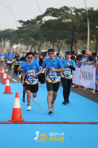 Race photo from ISOPlus Run 2024 Jakarta