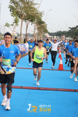 Race photo from ISOPlus Run 2024 Jakarta