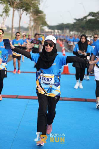 Race photo from ISOPlus Run 2024 Jakarta