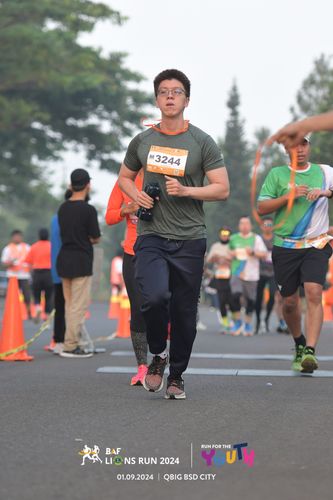Race photo from BAF LIONS RUN 2024