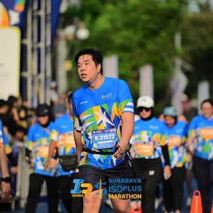 Race photo from SURABAYA ISOPLUS MARATHON 2026