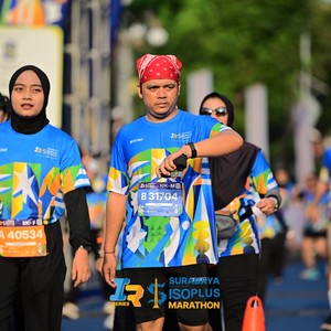 Race photo from SURABAYA ISOPLUS MARATHON 2026