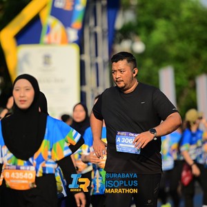 Race photo from SURABAYA ISOPLUS MARATHON 2026