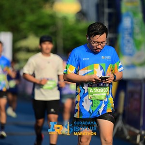 Race photo from SURABAYA ISOPLUS MARATHON 2026