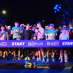 Race photo from SURABAYA ISOPLUS MARATHON 2026