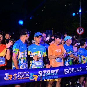 Race photo from SURABAYA ISOPLUS MARATHON 2026