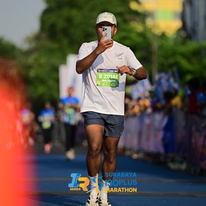 Race photo from SURABAYA ISOPLUS MARATHON 2026