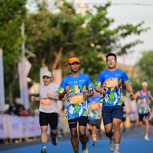 Race photo from SURABAYA ISOPLUS MARATHON 2026
