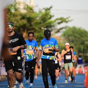 Race photo from SURABAYA ISOPLUS MARATHON 2026