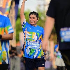 Race photo from SURABAYA ISOPLUS MARATHON 2026
