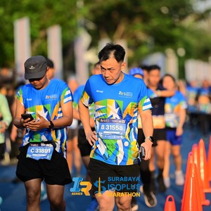 Race photo from SURABAYA ISOPLUS MARATHON 2026