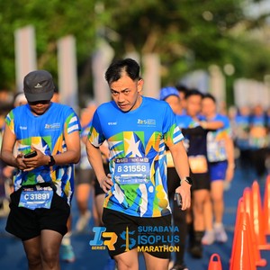 Race photo from SURABAYA ISOPLUS MARATHON 2026