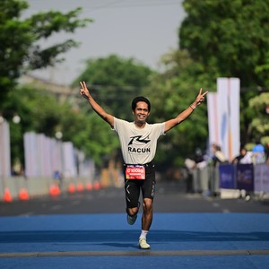 Race photo from SURABAYA ISOPLUS MARATHON 2026