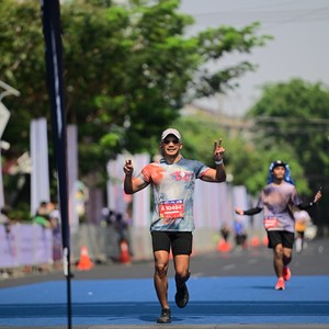 Race photo from SURABAYA ISOPLUS MARATHON 2026