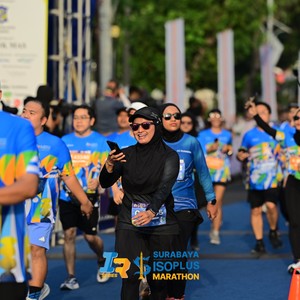 Race photo from SURABAYA ISOPLUS MARATHON 2026
