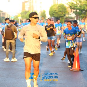 Race photo from SURABAYA ISOPLUS MARATHON 2026