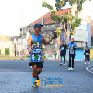Race photo from SURABAYA ISOPLUS MARATHON 2026