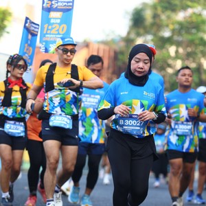 Race photo from SURABAYA ISOPLUS MARATHON 2026